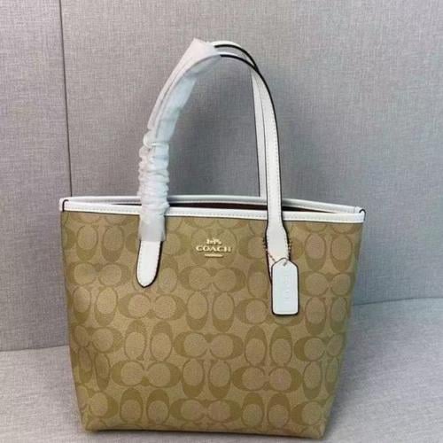 coach ( كوتش ميني بني ابيض )