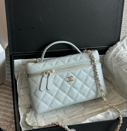 شنطة شانيل فانتي ( ماستر ) بيبي بلو CHANEL Vanity