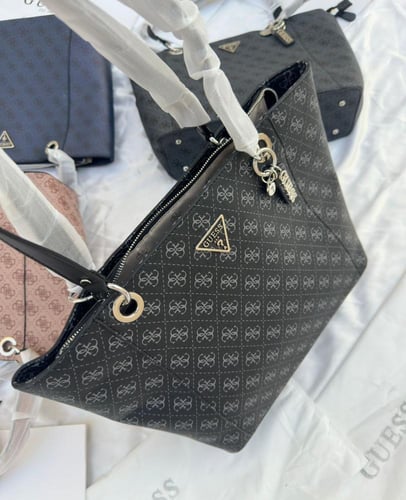 شنطة جيس GUEES + مع الملحقات