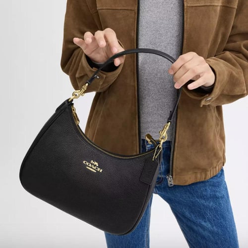 coach teri ( كوتش تيري اسود )