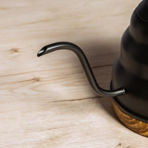 غلاية ستريكس الذكية 1 لتر لون اسود خشبي