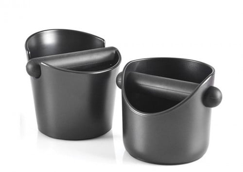 سلة مهملات الحجم الصغير