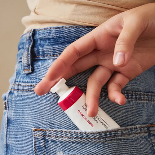 كريم اليدين بالمكاديميا النقي وزبدة الشيا من كوندا...