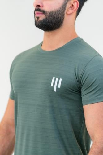 باقة الملابس الرياضية