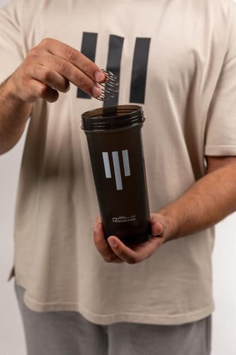 شيكر (خلاط) أسود