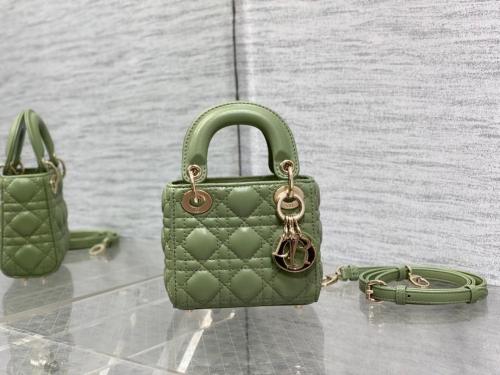 Lady dior micro matcha