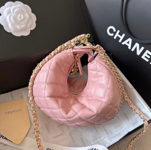 Chanel 22cm