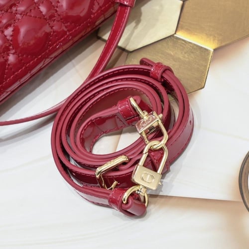 Lady d-joy red shiny