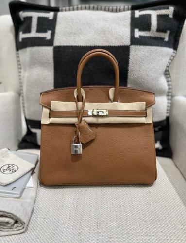 Brown birkin 25 تسليم فوري