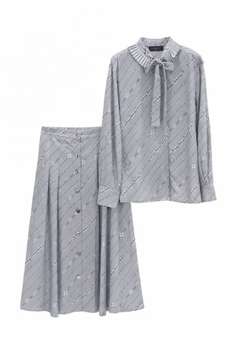 Louis vuitton set size S تسليم فوري