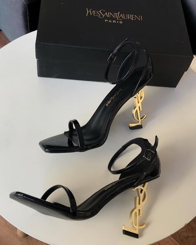 Ysl heel gold size 38 تسليم فوري
