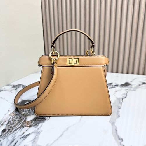 Fendi peakaboo 20 cm