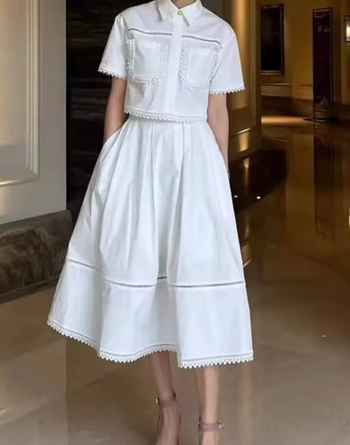 Valentino white set size M تسليم فوري
