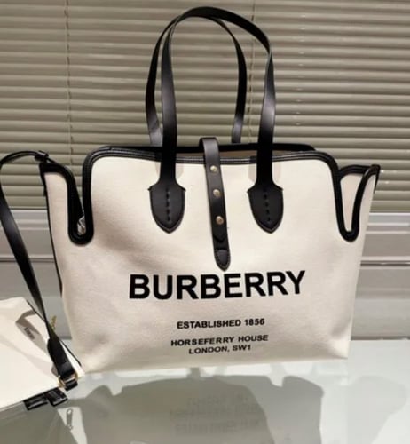 Burberry tote