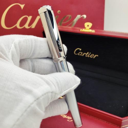 قلم كارتير سانتوس دومو غطاء