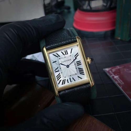 ساعة كارتير تانك مست