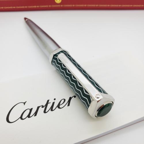 قلم كارتير سانتوس دومو اخضر مخطط