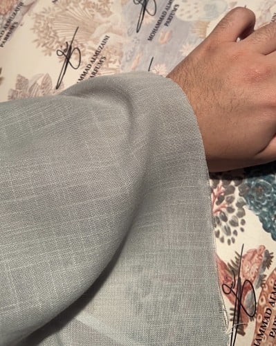 خيوط البشت رصاصي