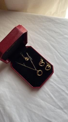 Necklace and earrings