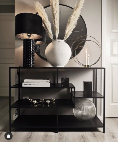 مدخل معدني بتصميم مميز