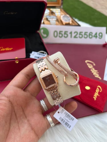 ساعة كارتير نسائي معا اسواره مجانيهCartier