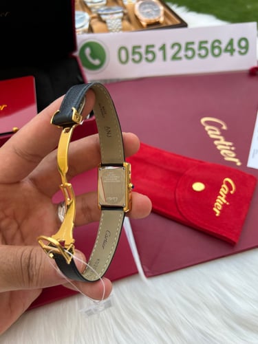 ساعة كارتير نسائي معا اسواره مجانيهCartier