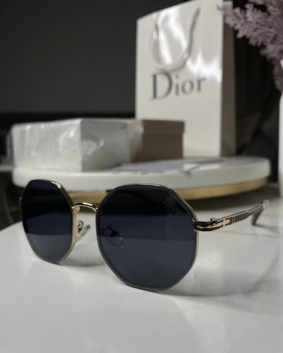 نظارات ديور