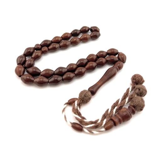 سبحة خشب جوز الكوك الطبيعي البيضاوي لون بني