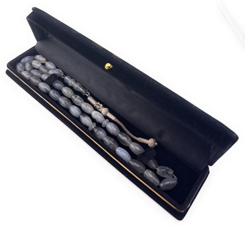 حجر عقيق يماني حر مشغول في المدينة المنورة مع طربز...