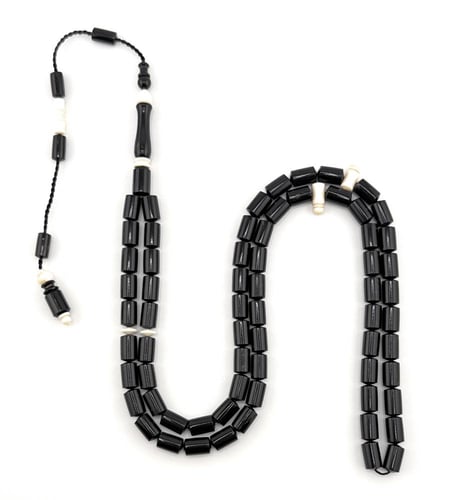 سبحة المرجان الأسود الطبيعي (اليسر) مستخرج من البح...