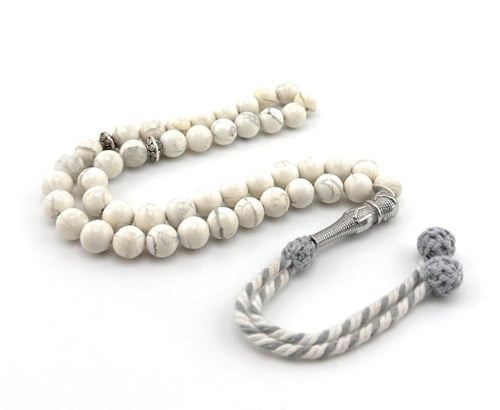 سبحة حجر الهولايت الأصلي