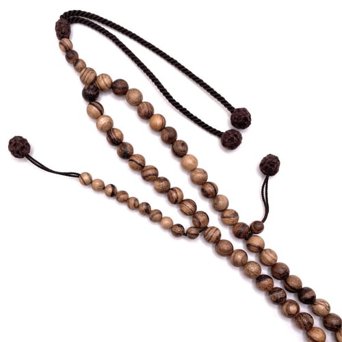 خشب العود الفيتنامي