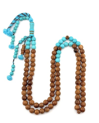 سبحة خشب جوز الكوك المطعم بالفيروز