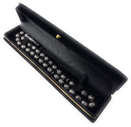 سبحة المرجان الاسود (اليسر) المطعم بالفضة