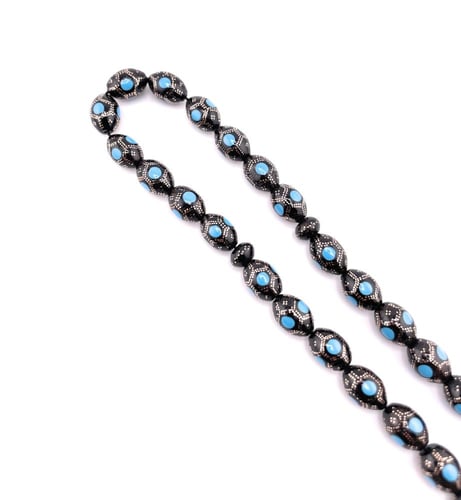 سبحة المرجان الأسود بالذهب عيار 18 مزينة بأحجار ال...