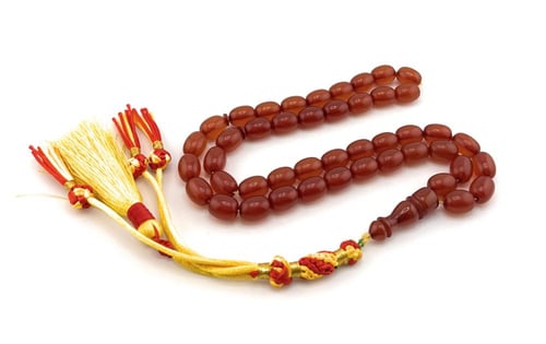 سبحة مسك الغزال ( اللون الأحمر )