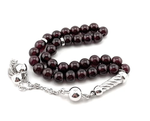 سبحة حجر الجارنت