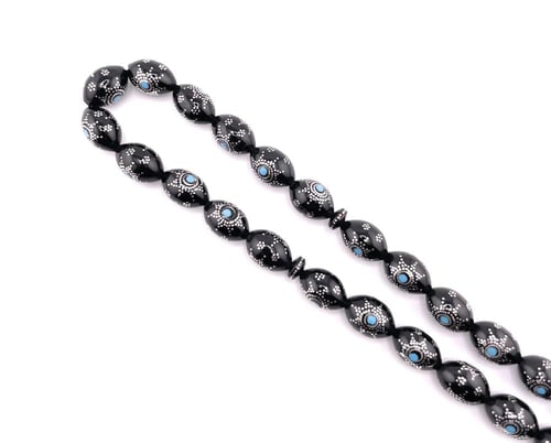 سبحة المرجان الأسود ( اليسر) المطعمة بالفضة النقية...