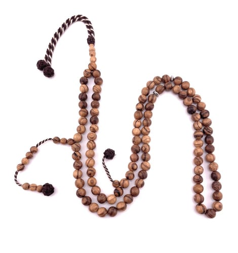 سبحة خشب العود الفيتنامي (oud wood rosary)