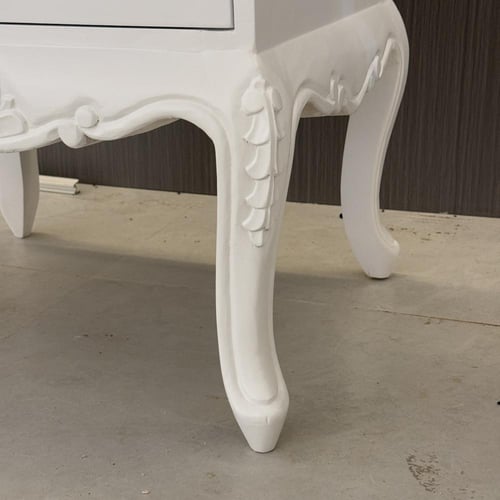 كومدينة طاولة جانبية