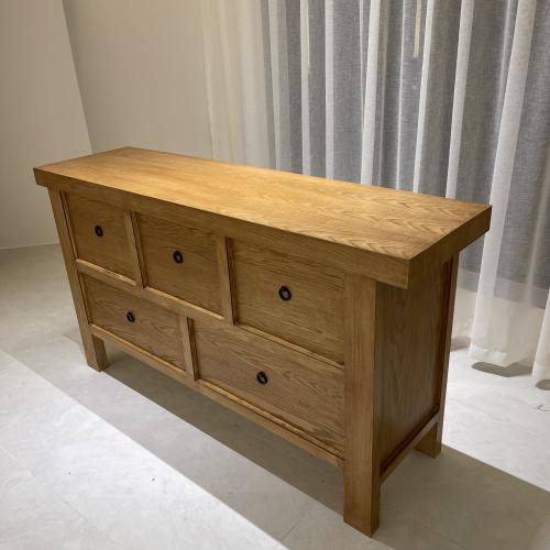 طاولة ب 5 ادراج لعدة استخدامات