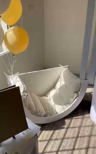 سرير اطفال هزاز يتحول طاوله