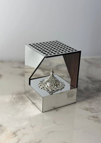 مبخر أكريلك مربع فضي