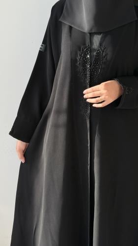 "عباية رقم (94)"