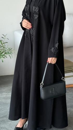 "عباية رقم (67)"