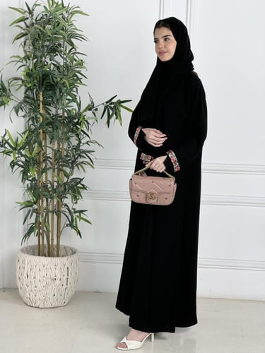 عباية الأميره