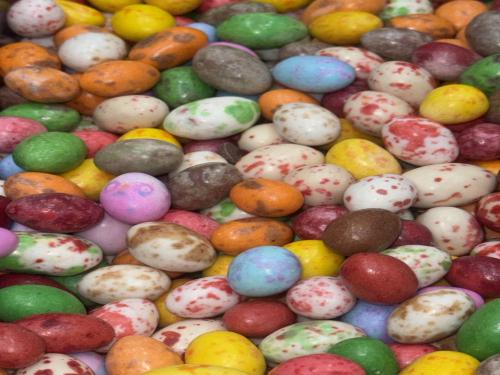 ملبس فول سوداني وشوكولاتة