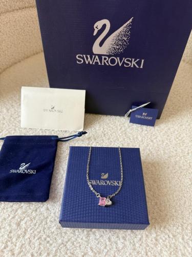Women's necklace