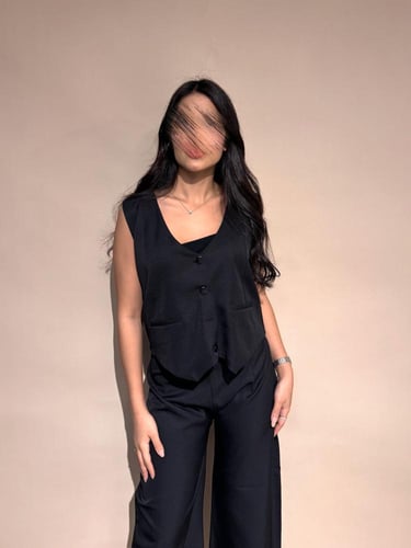 بكج عباية سوداء مطرزة بشك خرزي و طقم تحت العباية-...