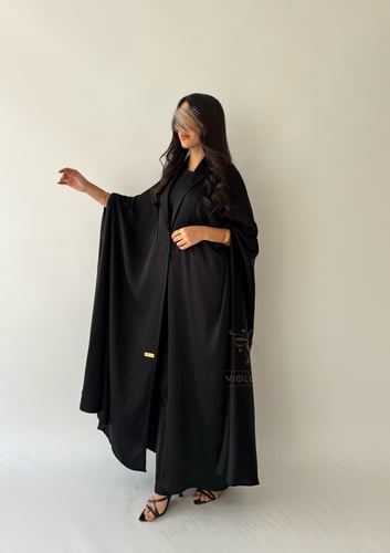 عباية سوداء بقصة الكيب الواسع Z6118